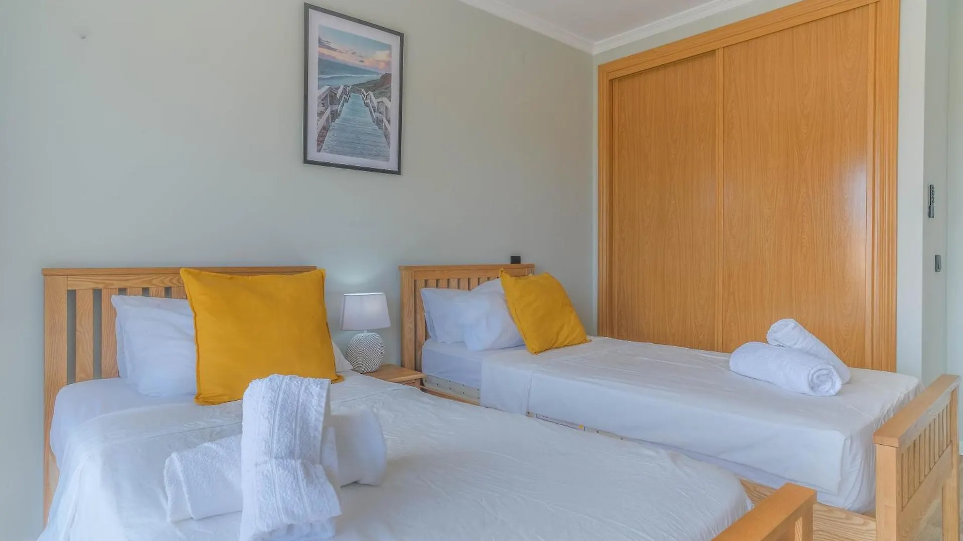Casa Talay 4 Bedroom Pool Villa - Meia Praia Beach, Lagos