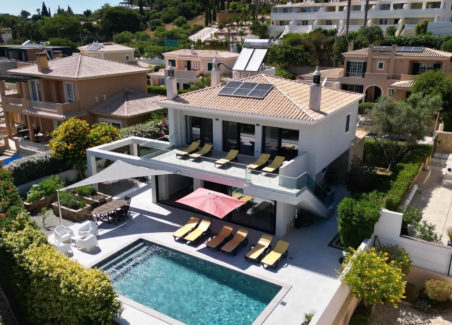 Casa Talay 4 Bedroom Pool Villa - Meia Praia Beach, Lagos