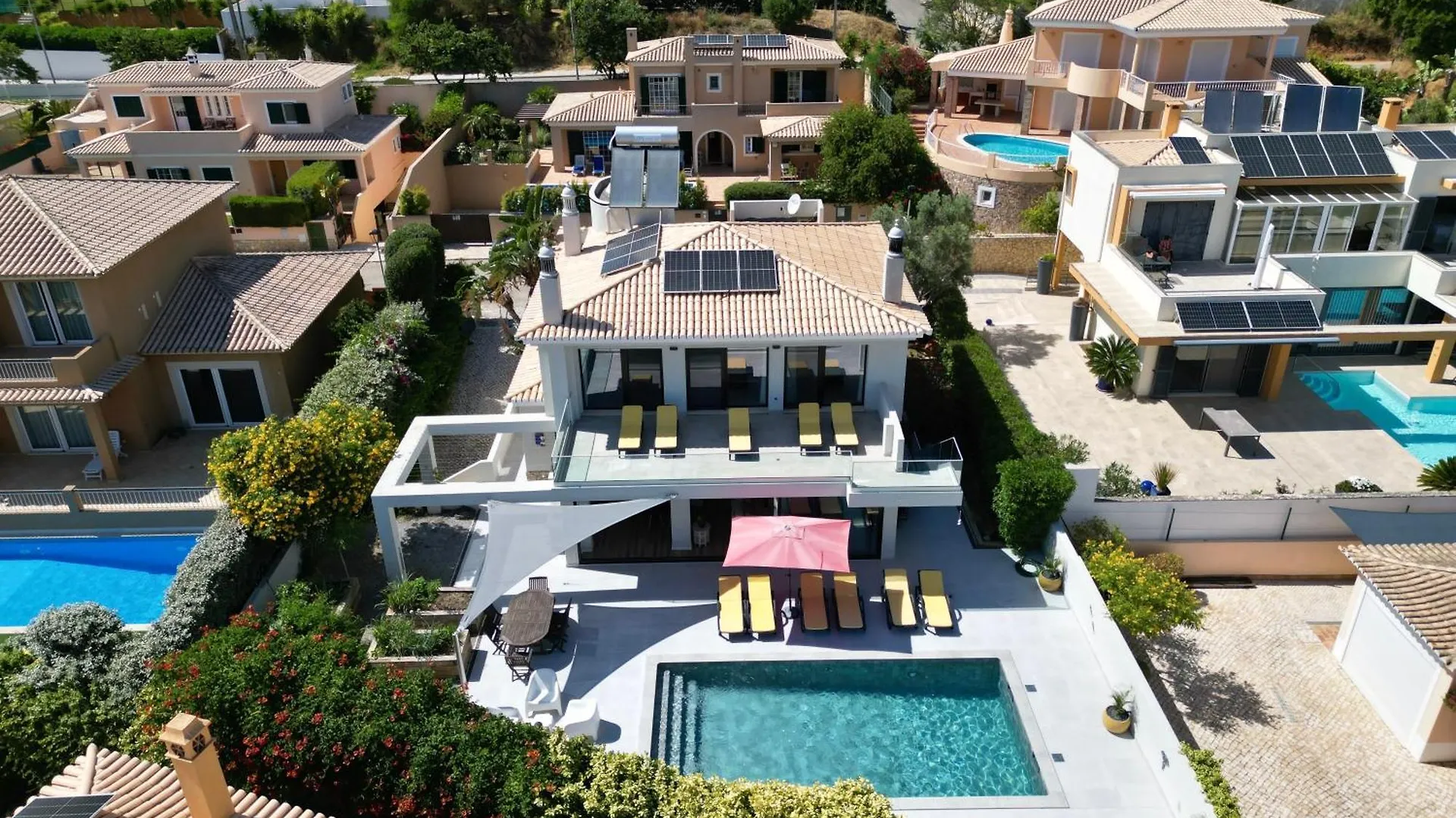 Casa Talay 4 Bedroom Pool Villa - Meia Praia Beach, Lagos